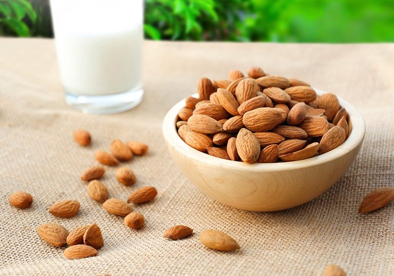 Almonds with high nutritional value