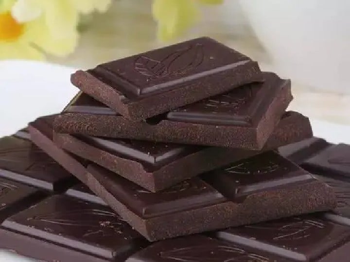 Cocoa powder to make chocolate